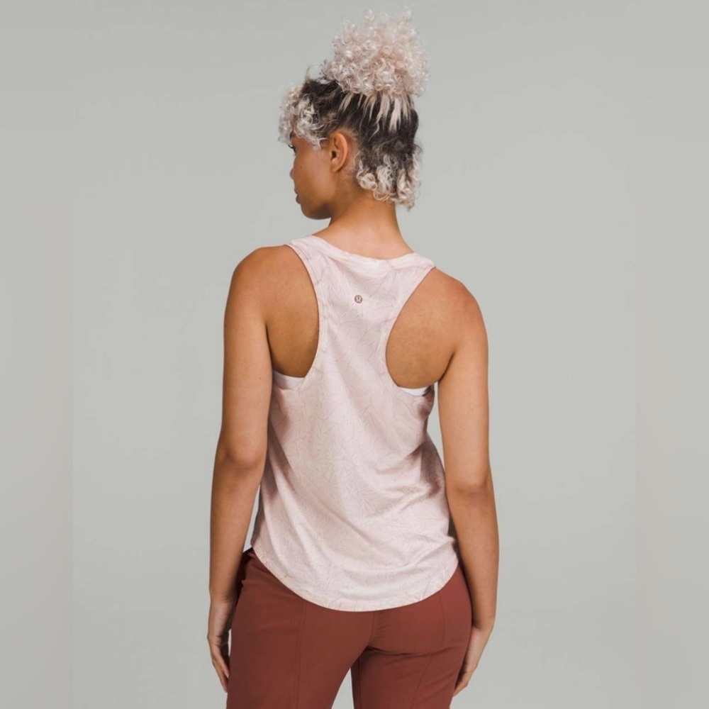 Lululemon Love Tank Top in Summit Wash Smoky Topaz - Picture 3 of 7